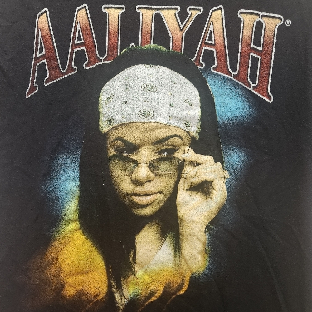 Aaliyah Graphic Band T-Shirt R&B Music Tee Size L 100% Cotton Collectible Black